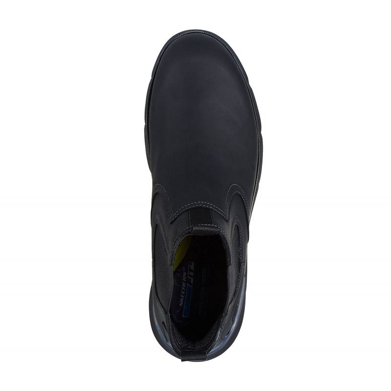 Skechers: Augustino Paulo